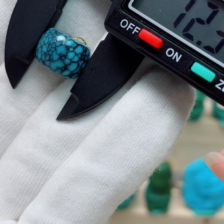 绿松石珠宝未镶嵌