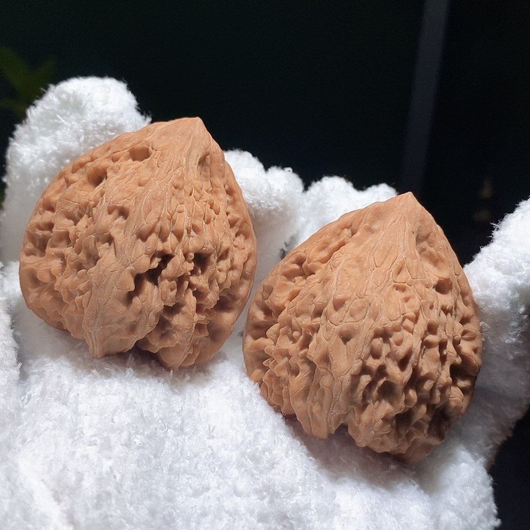 把件文玩核桃43三角疆