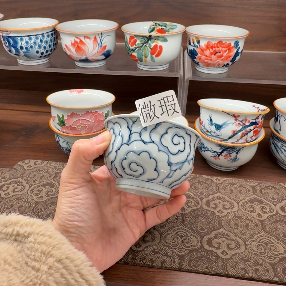 釉下手绘茶具微瑕