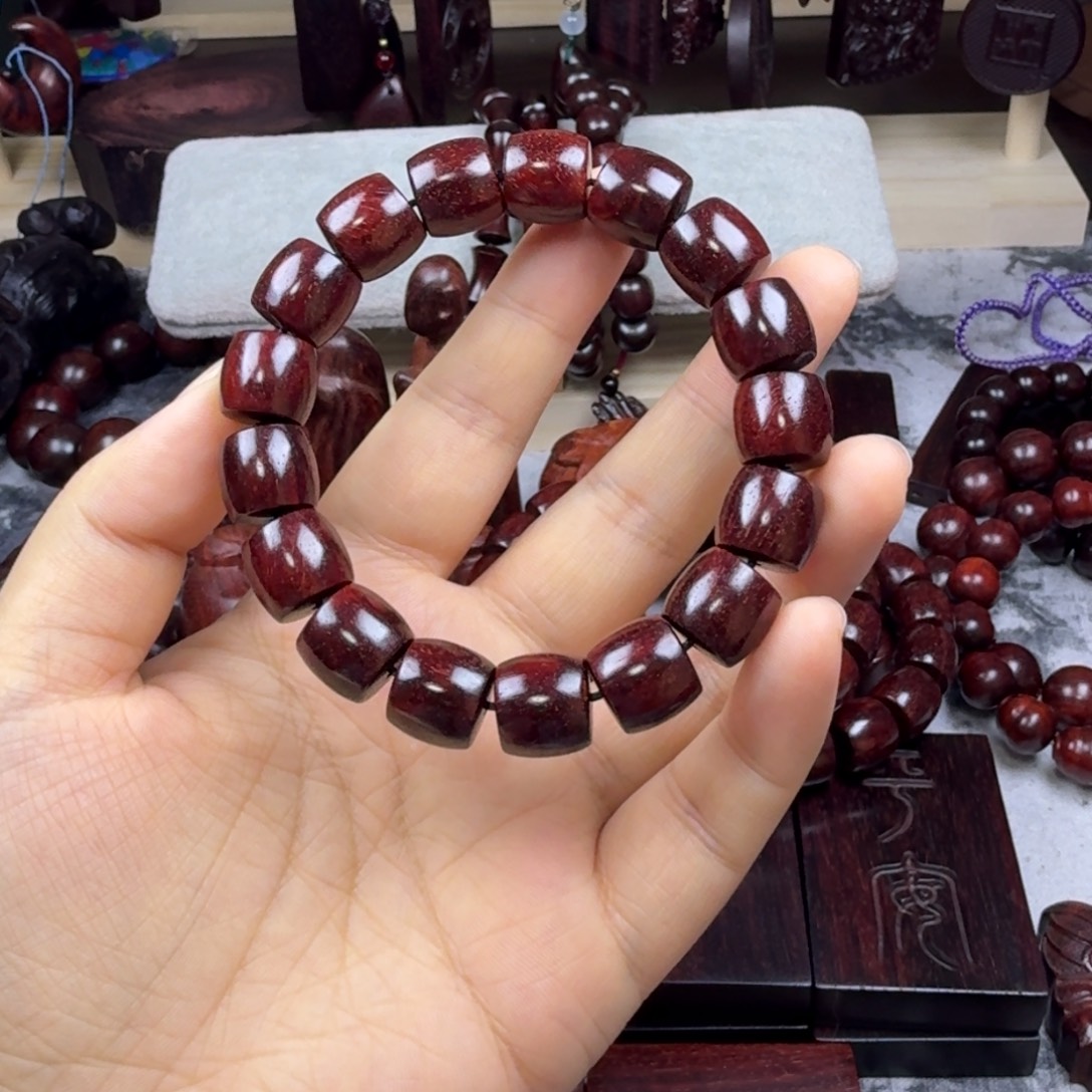 檀香紫檀（小叶紫檀）印度小叶紫檀纯野生老料1.2直切单圈