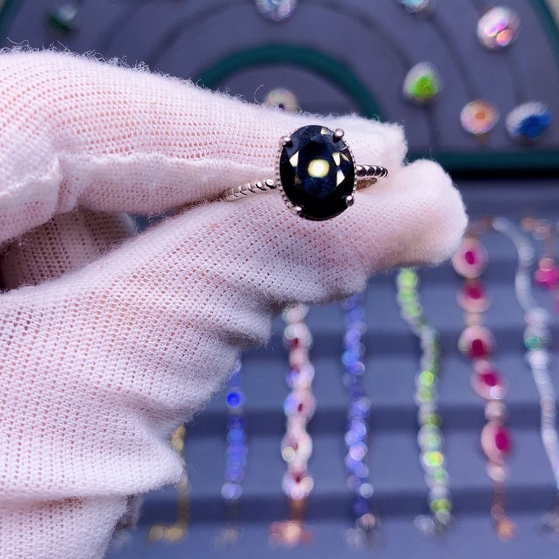 蓝宝石戒指银S925镶嵌