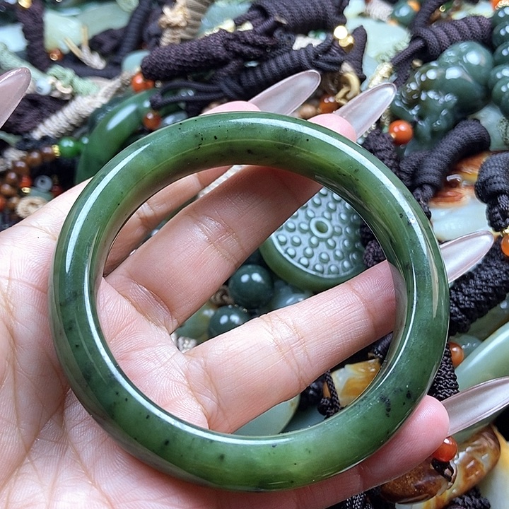 和田玉颈饰未镶嵌57