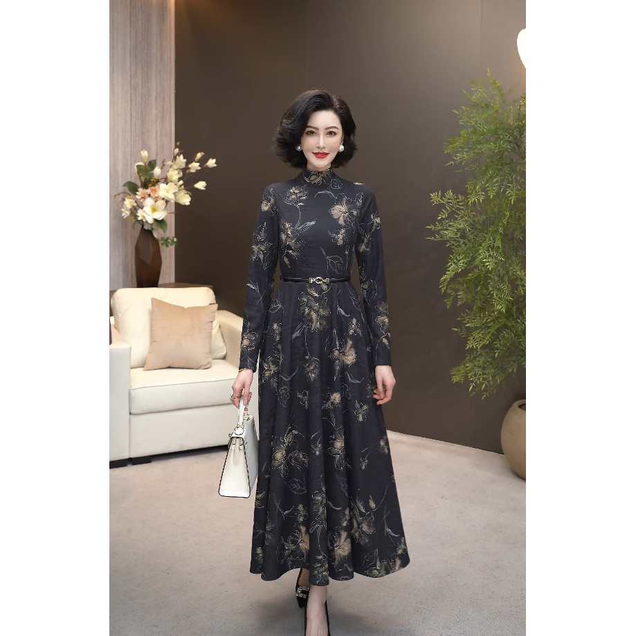 2026秋冬弹力梭织浮雕肌理感墨染印花艺术气息高雅连衣裙WF3330