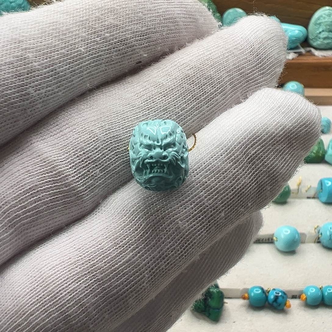 绿松石配饰未镶嵌