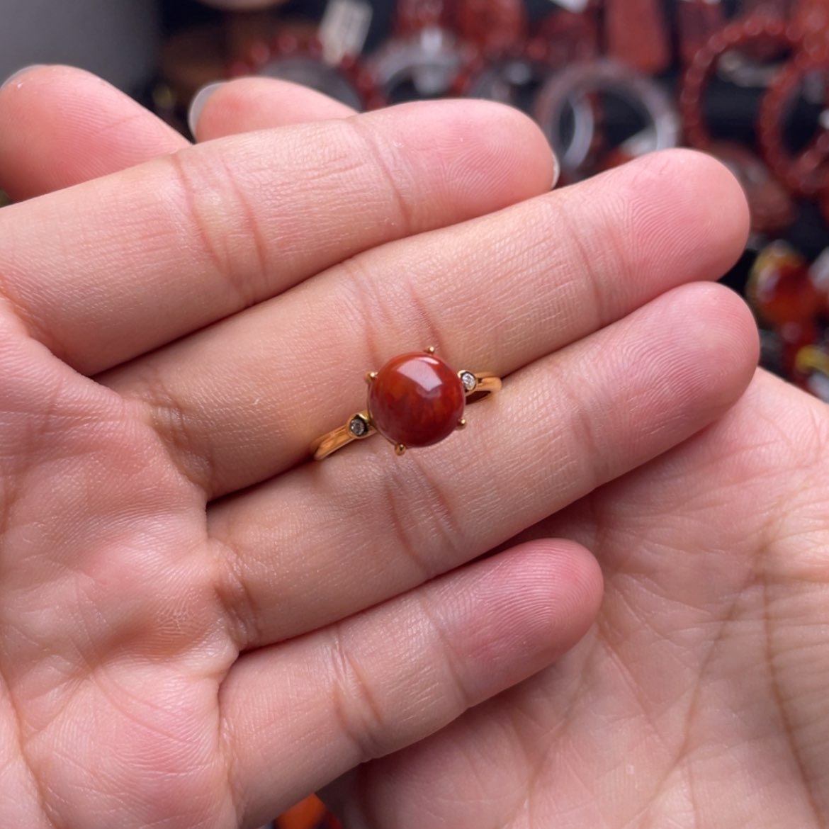 【闪购商品】银S925镶嵌圆牌戒指南红玛瑙韩****室