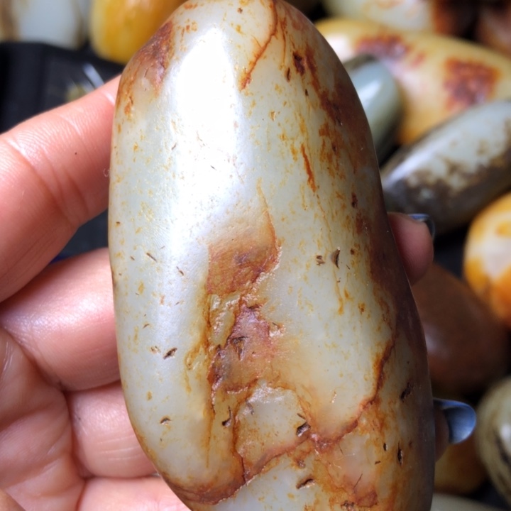 和田玉未镶嵌珠宝奇石