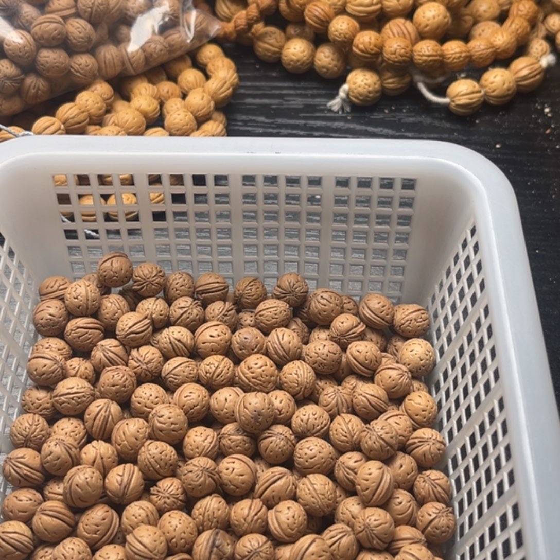 䒕***骸手串文玩核桃小桃核散籽批发