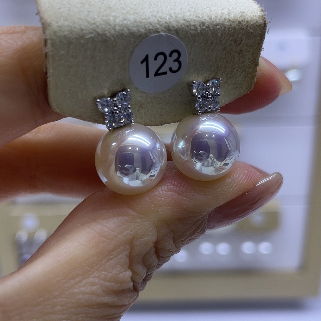 淡水珍珠耳饰未镶嵌