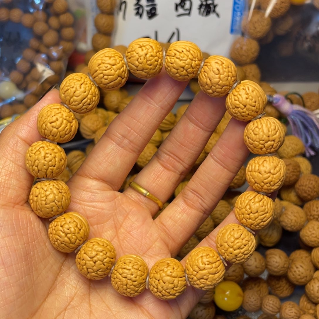 手串桃核15.6铁扇手串