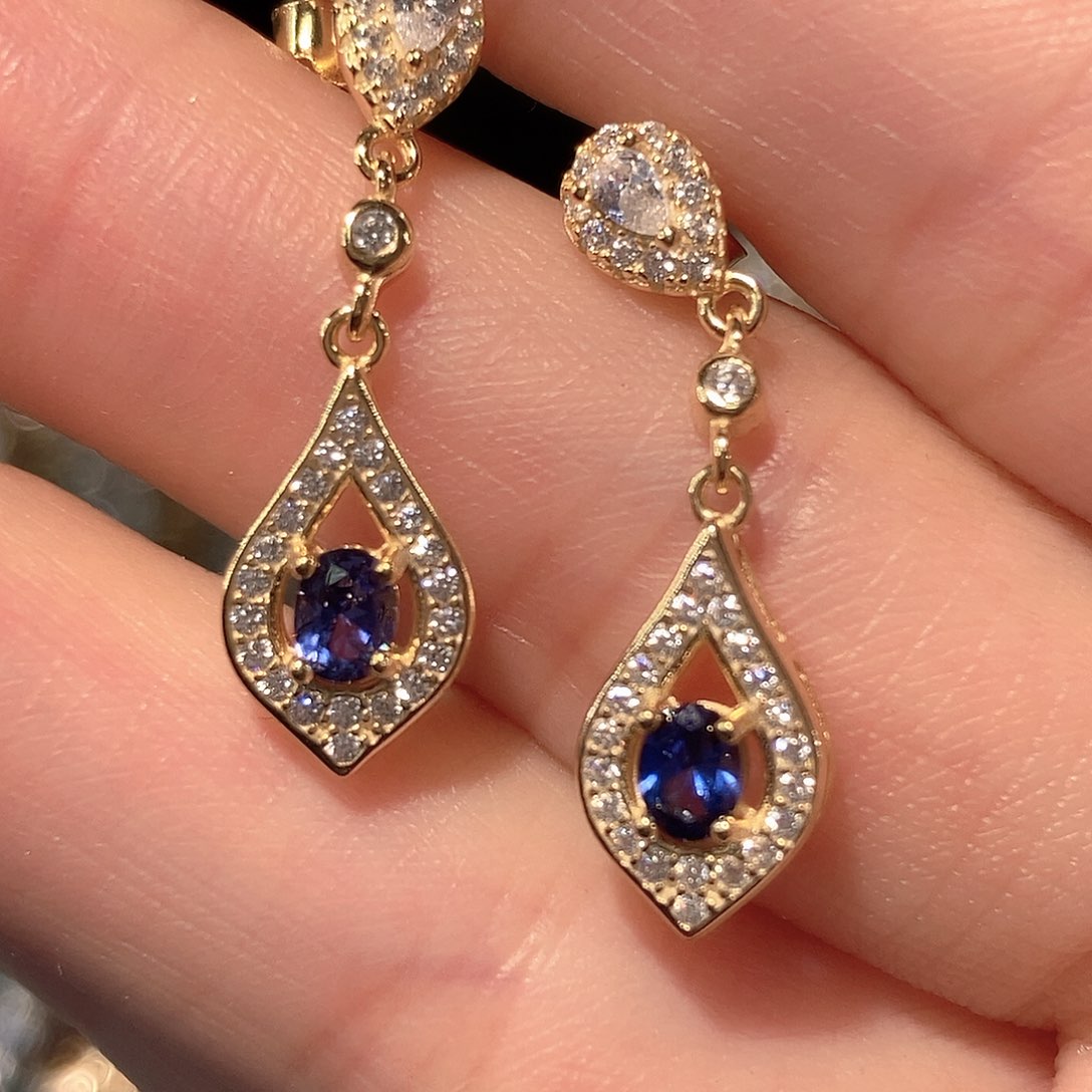 蓝宝石耳饰银S925镶嵌