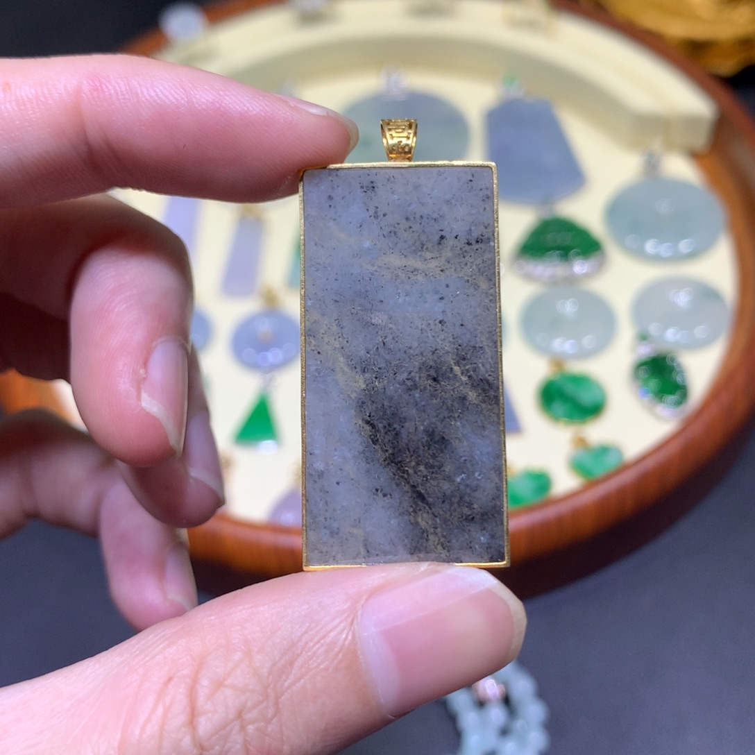 翡翠18K金镶嵌吊坠(不含链)