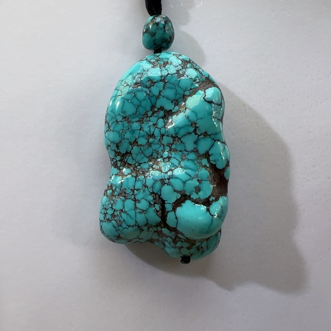 绿松石未镶嵌挂件