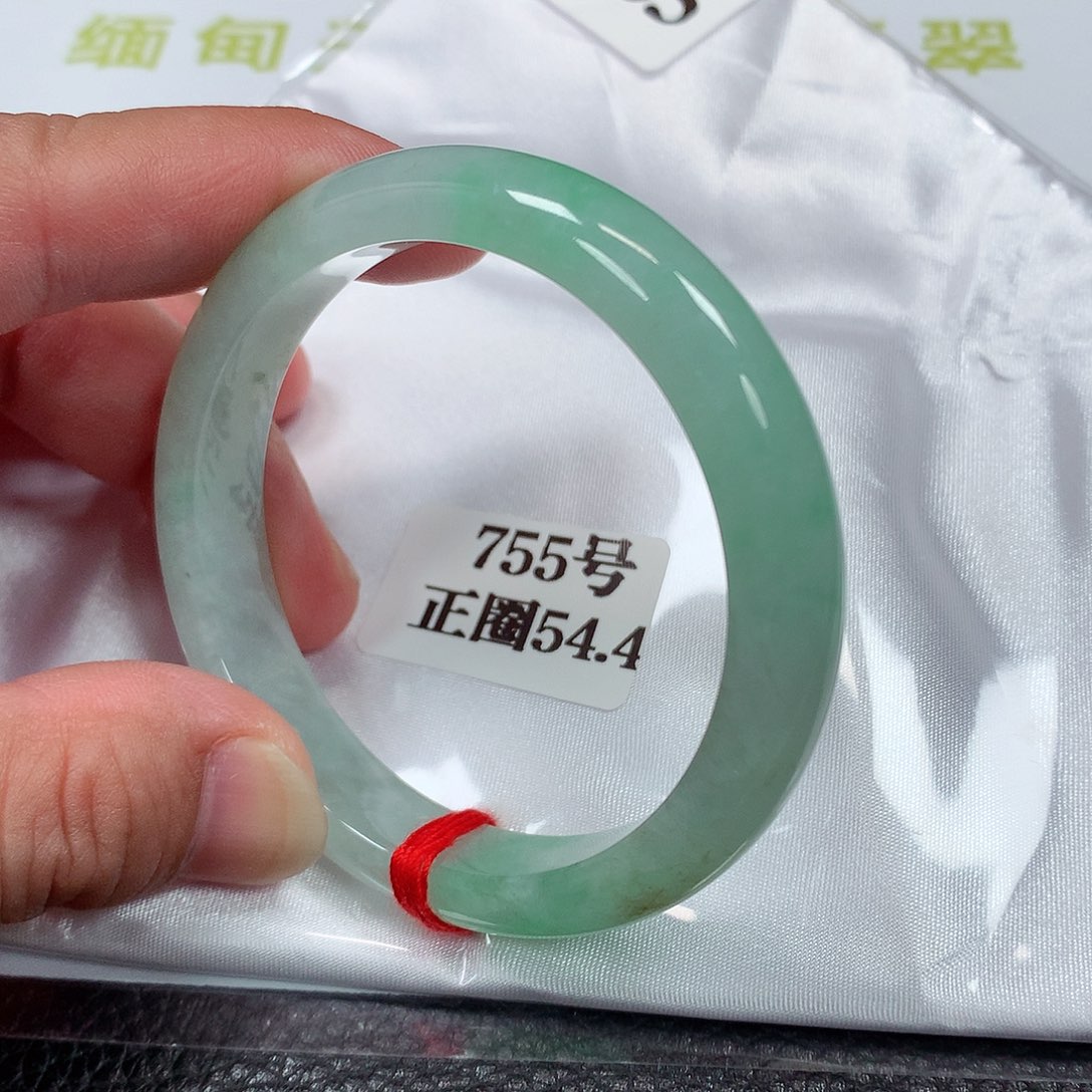 【闪购商品】未镶嵌手镯翡翠755号
