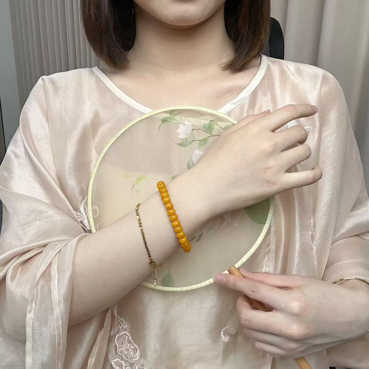 和田玉精美时尚气质算盘卡8 0149