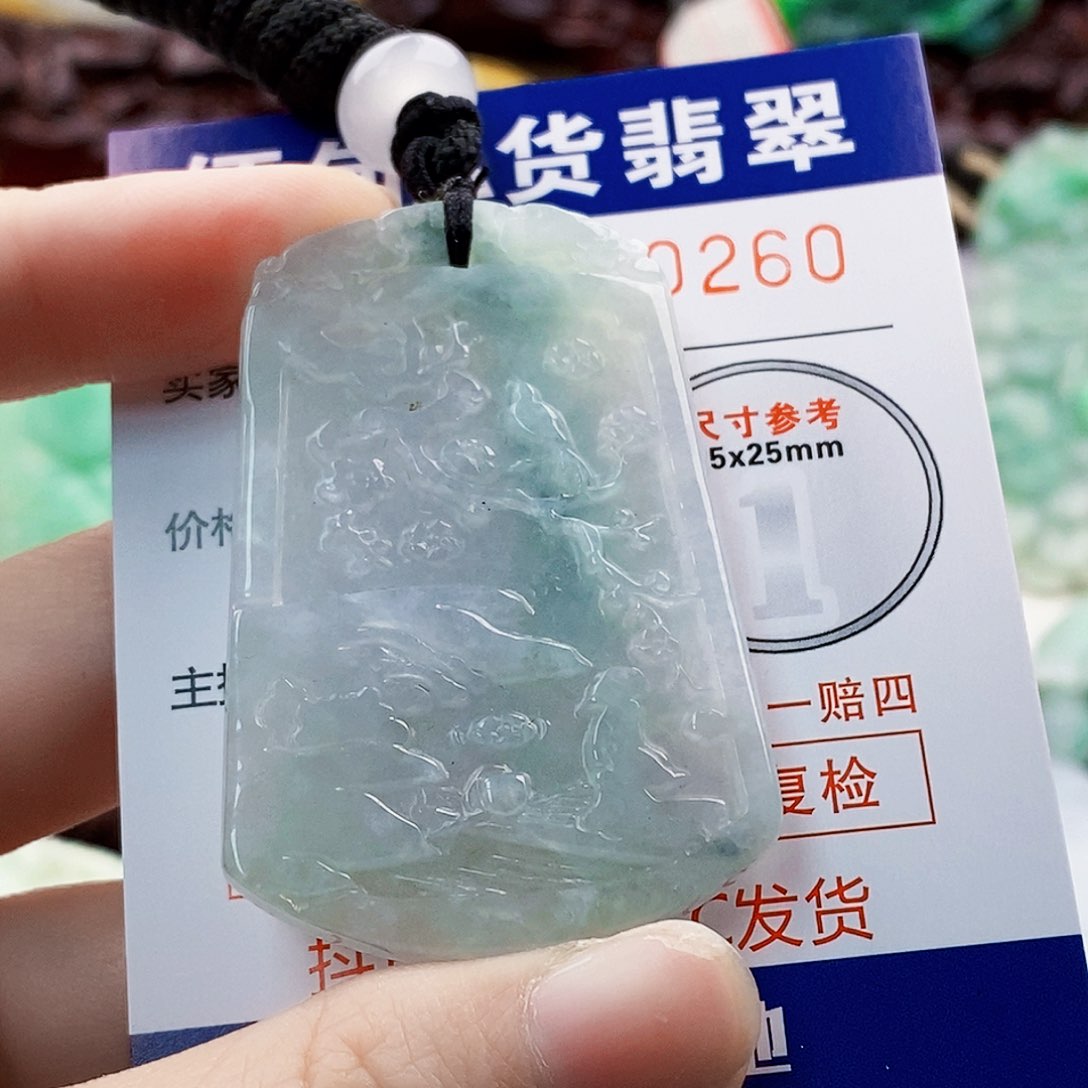 吊坠(不含链)未镶嵌翡翠川