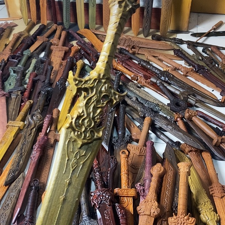 冷***梦紫檀木类成套家具绿檀