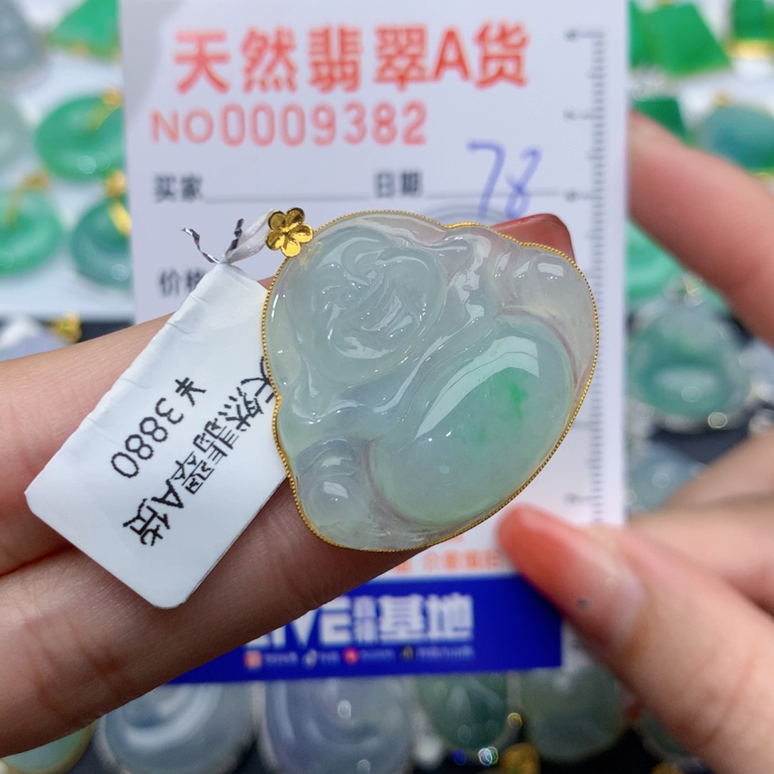 翡翠颈饰18K金镶嵌佛公