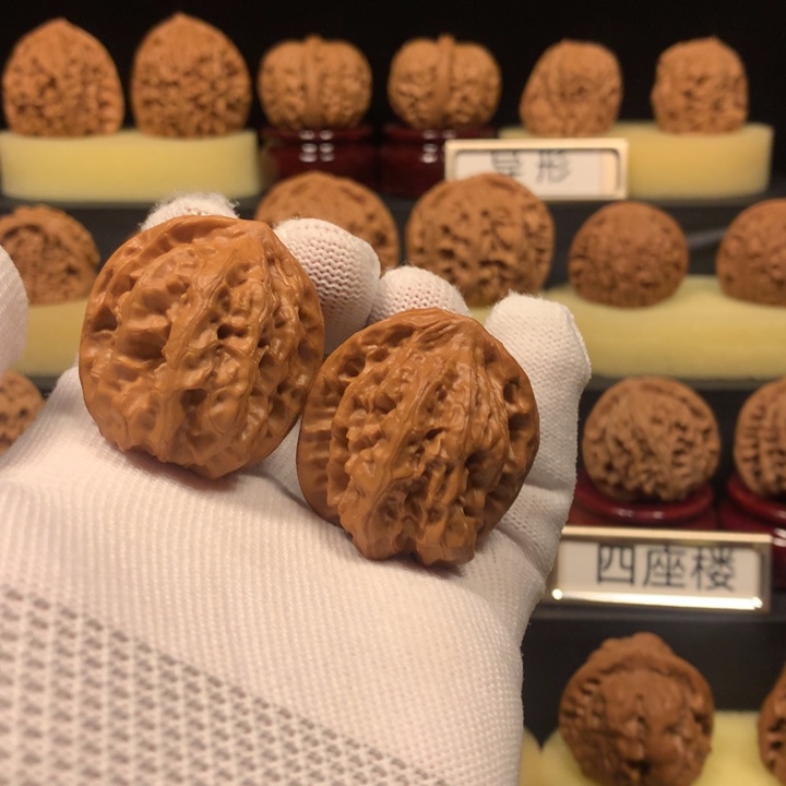 把件文玩核桃盘石核桃35