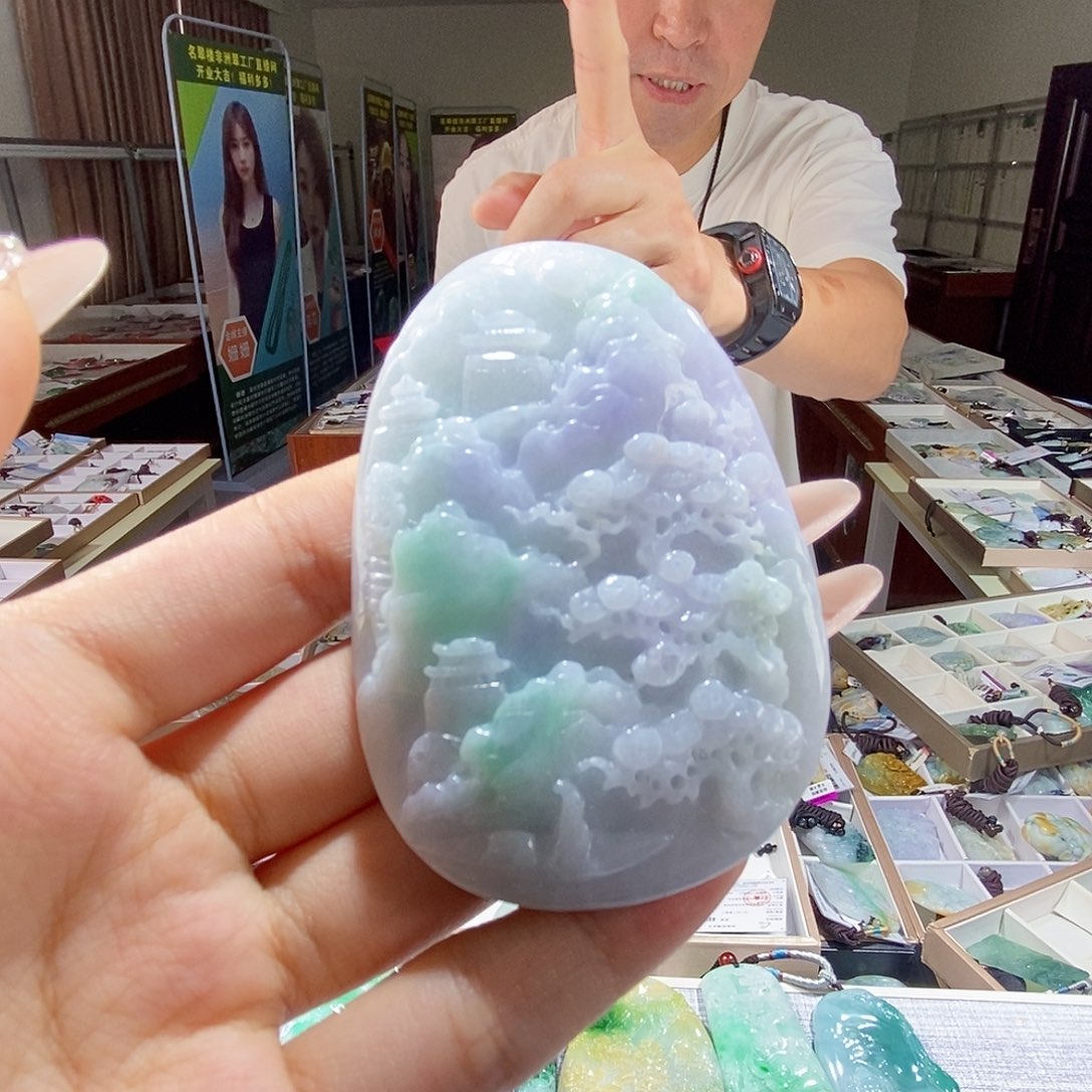 翡翠未镶嵌颈饰翡翠