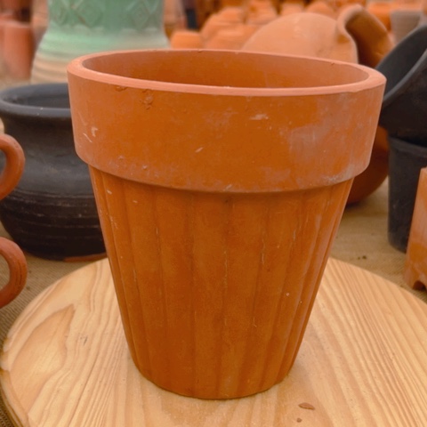 红陶口16高17微瑕