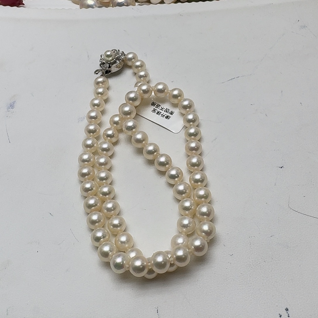 未镶嵌海水珍珠颈饰