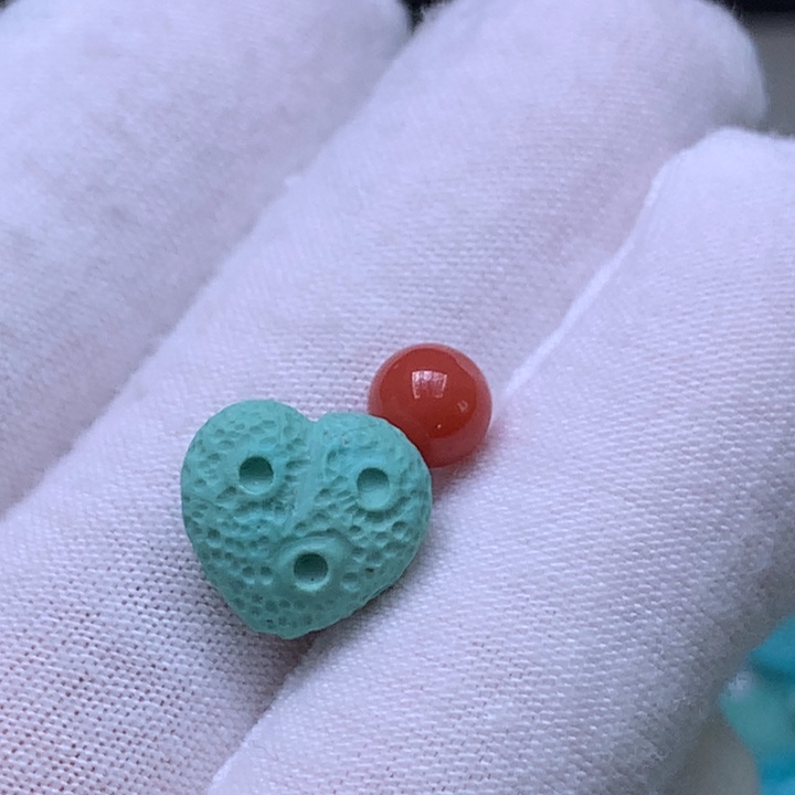 南红玛瑙未镶嵌珠宝奇石