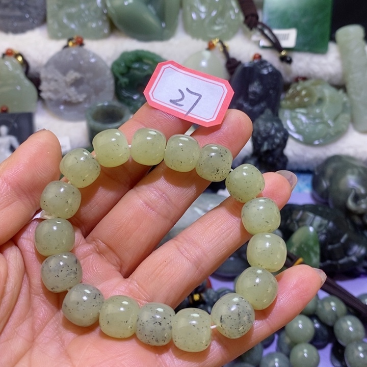 和田玉边角料未镶嵌