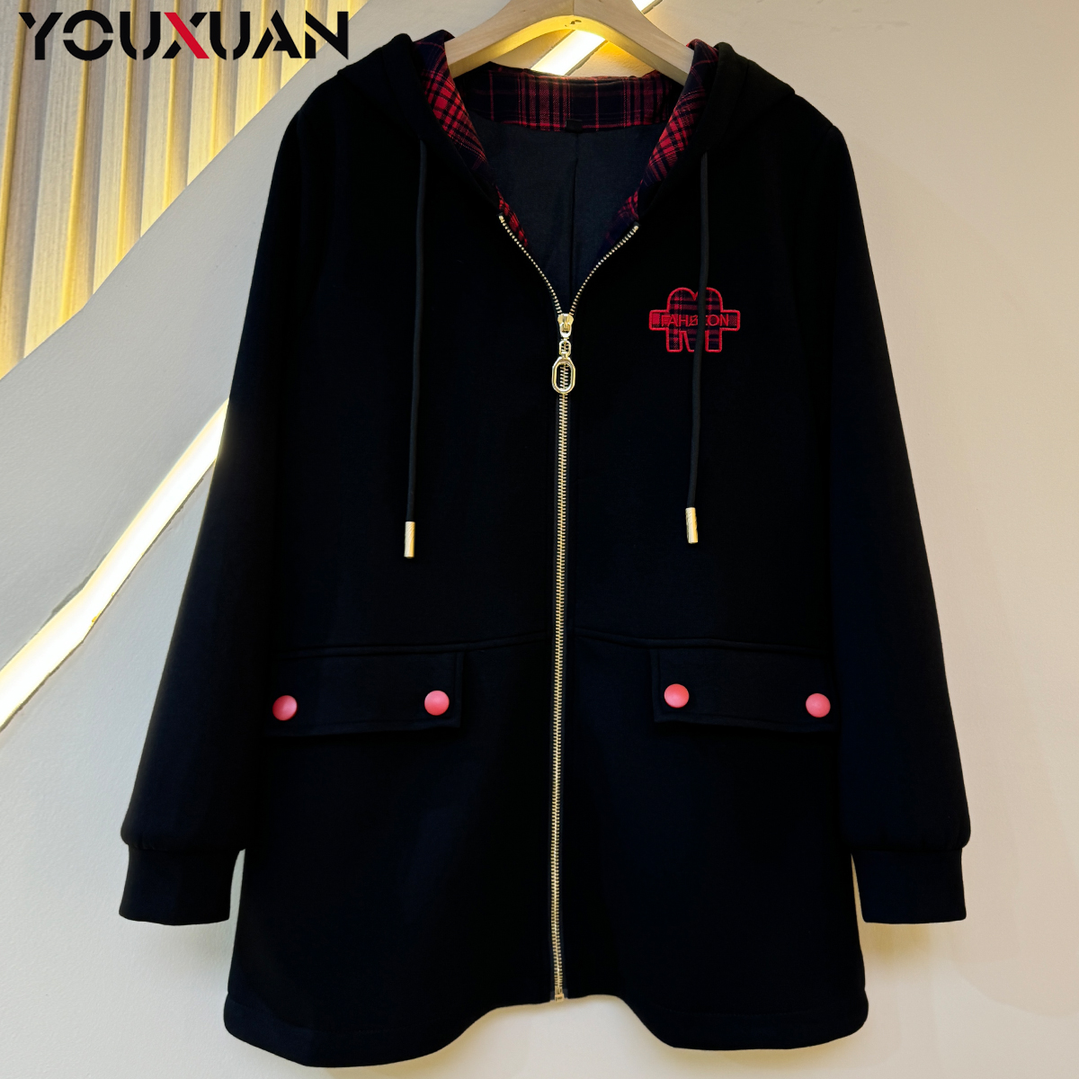 【礼遇上新】秋冬新款百搭韩版上衣时尚休闲长袖连帽女士外套39005