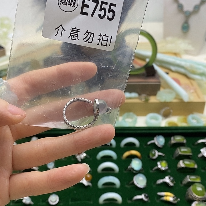 合金蛇纹石玉发簪咸*