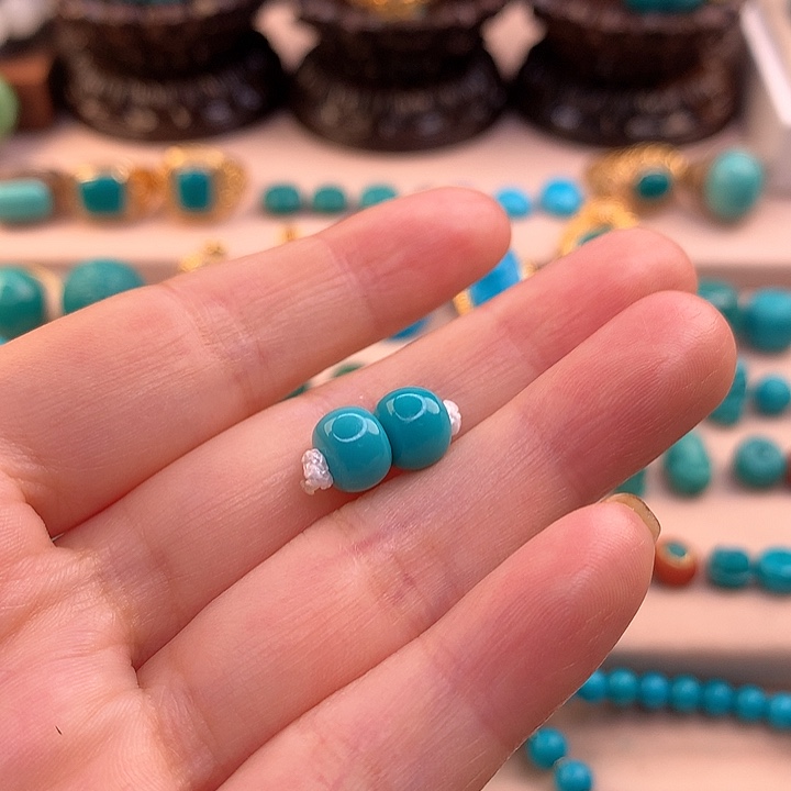 绿松石配饰未镶嵌