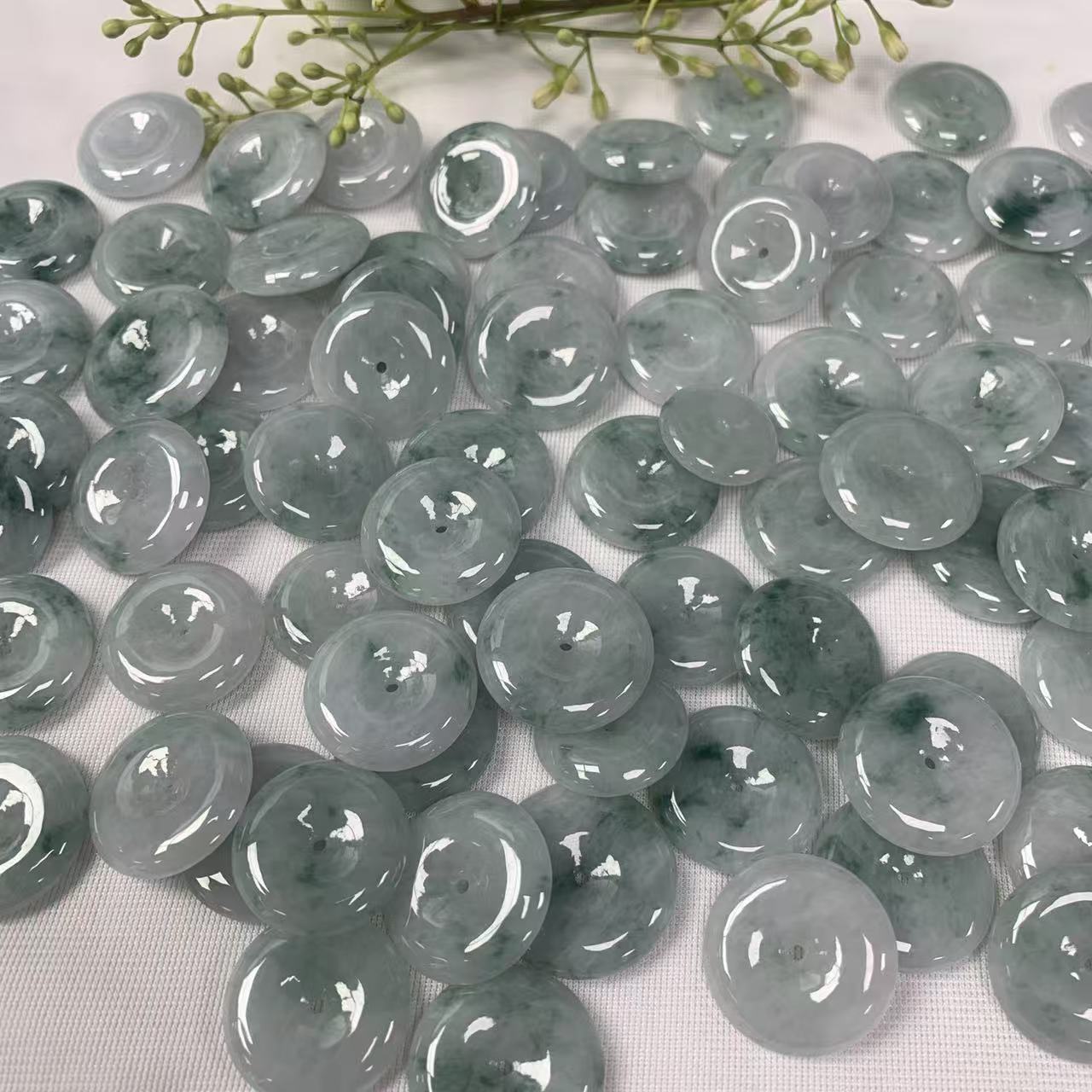 缅甸天然A货翡翠糯种棉多飘花平安无事平安扣吊坠-多样性发其一