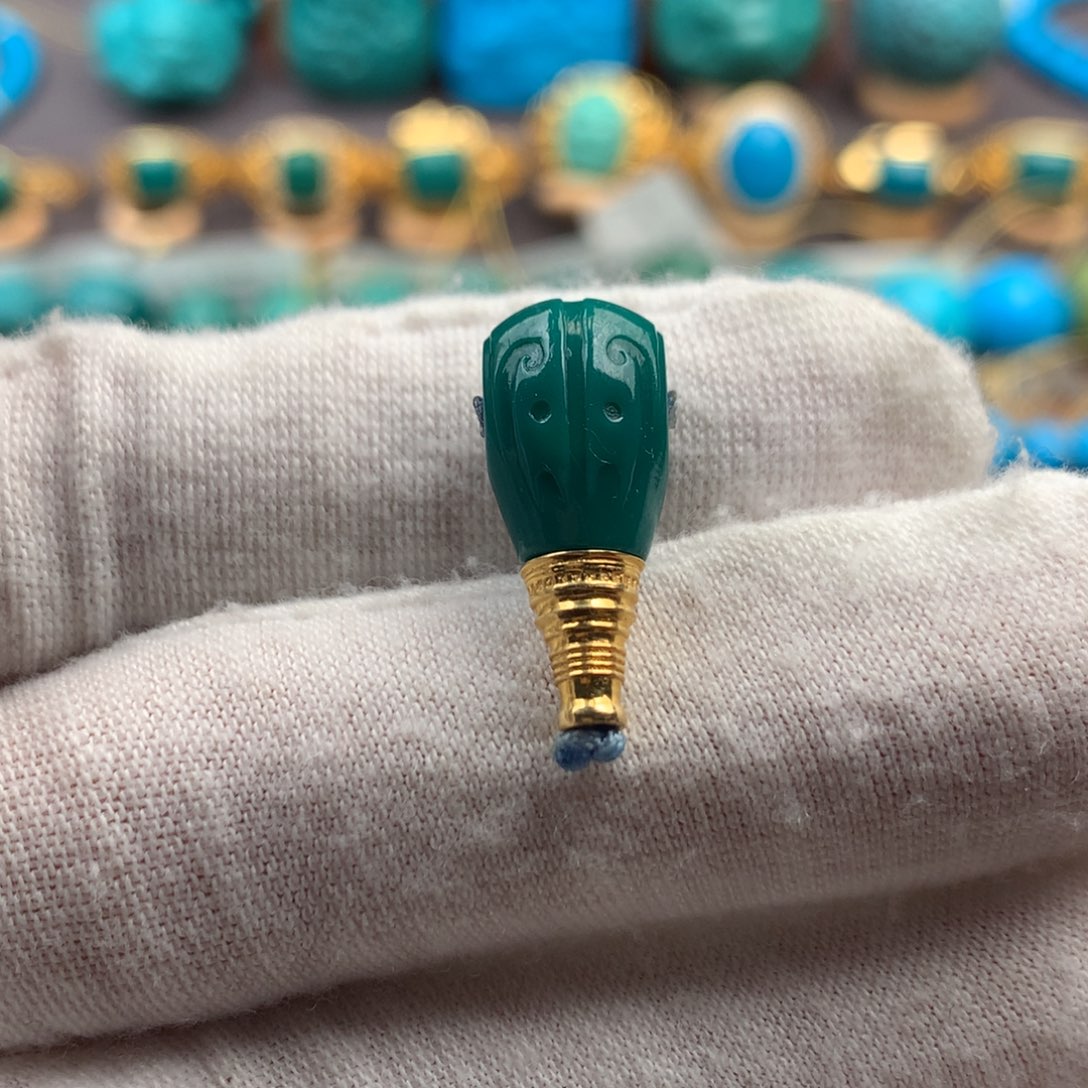 绿松石18K金镶嵌绿松石9*8mm