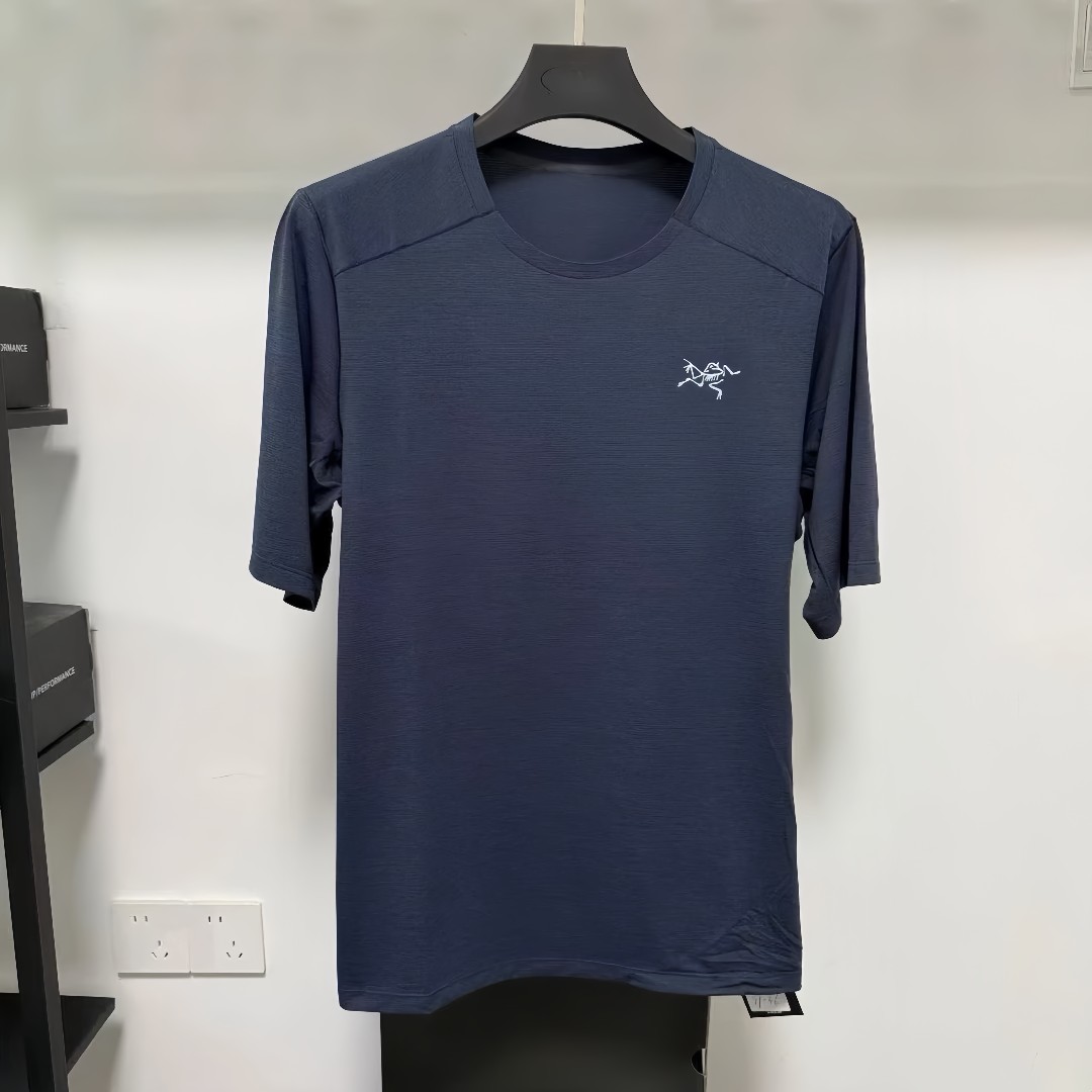 【商场清仓折扣】透气速干轻薄面料圆领鸟家短袖t恤男高级透气上衣