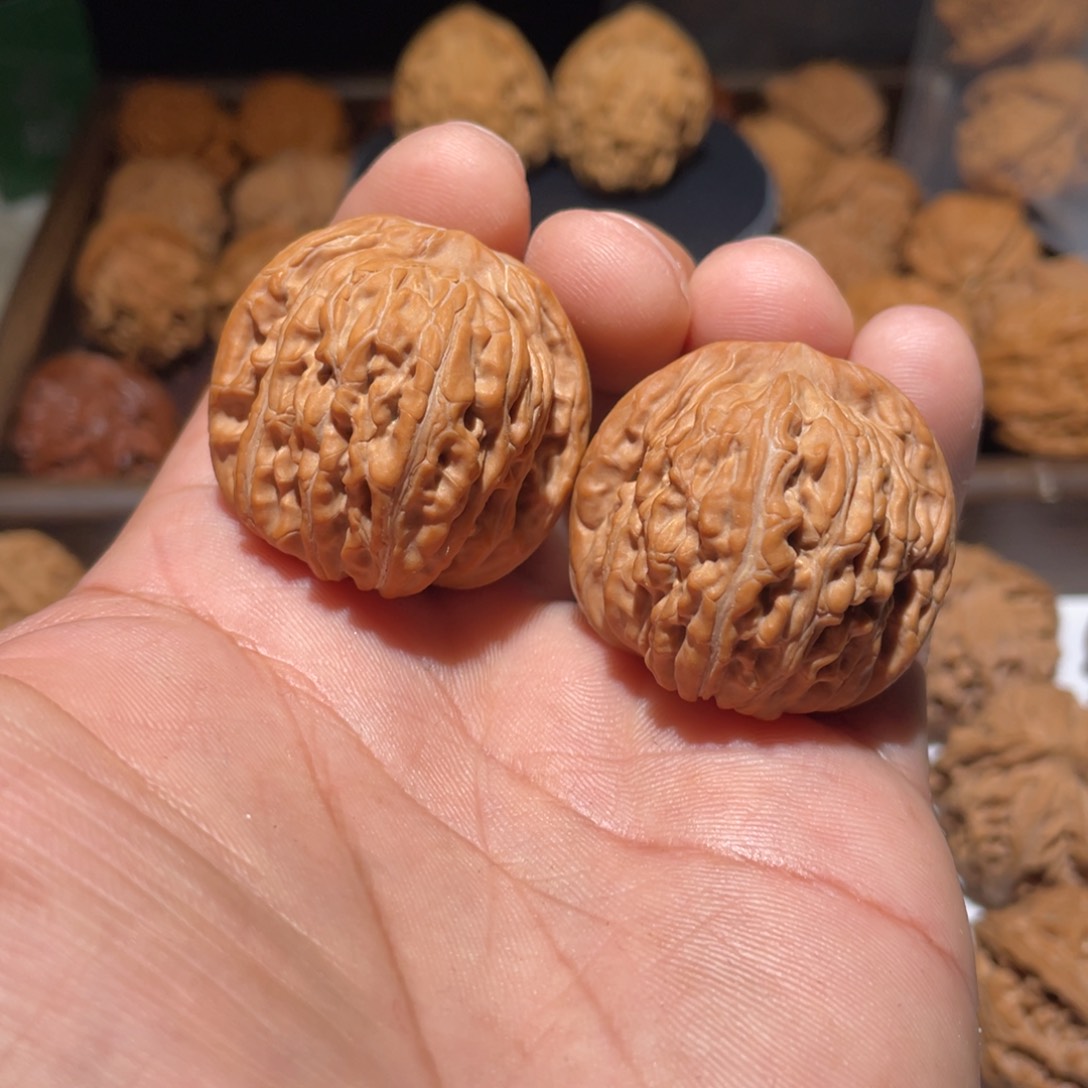 文玩核桃吊坠千*傲汉高楼