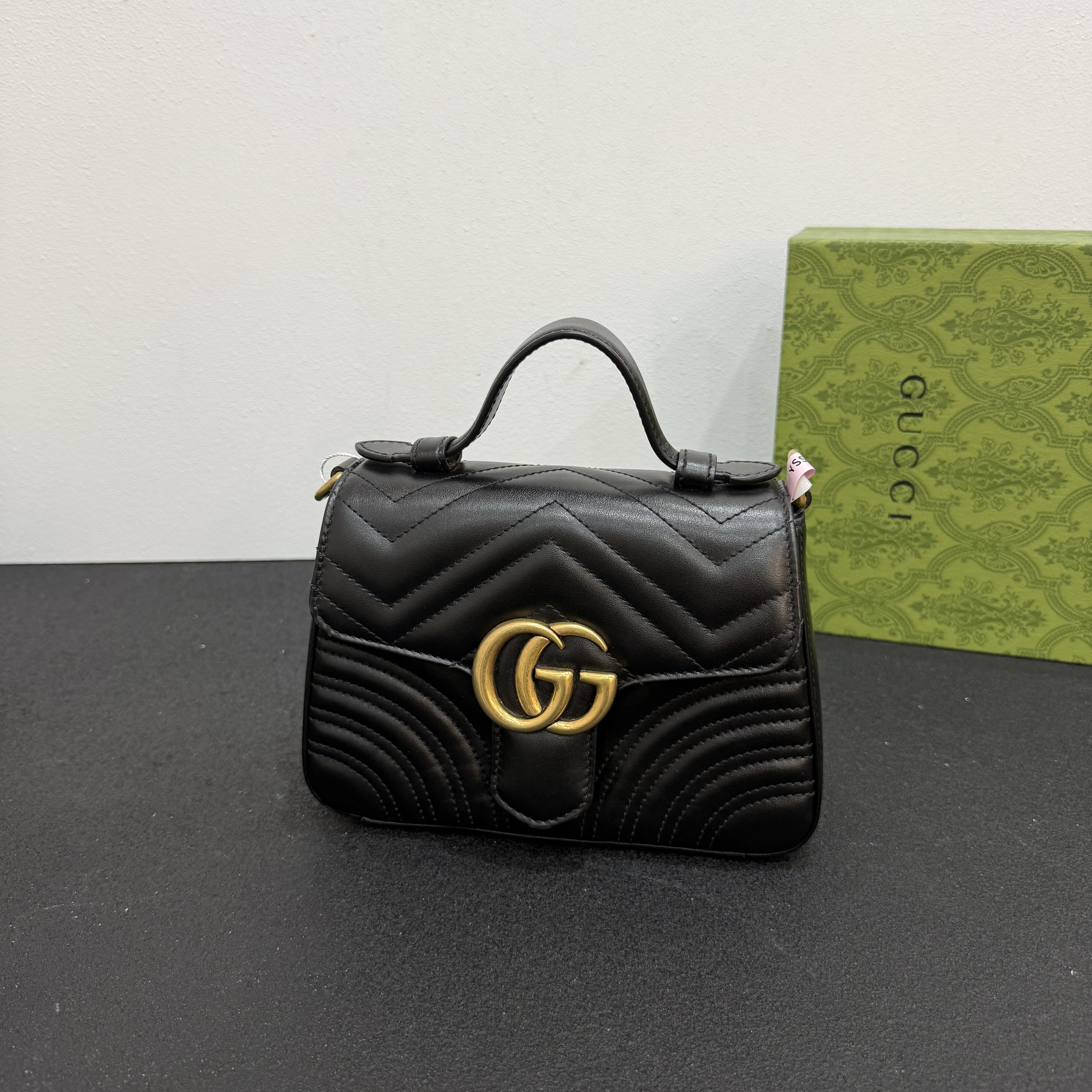 未使用 GUCCI/古驰 壹所/GUCCI 马蒙邮差mini 黑金 闲置 中秋女包