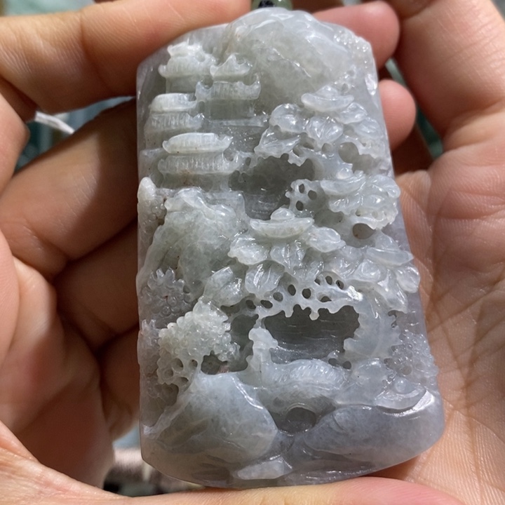 翡翠颈饰未镶嵌翡翠