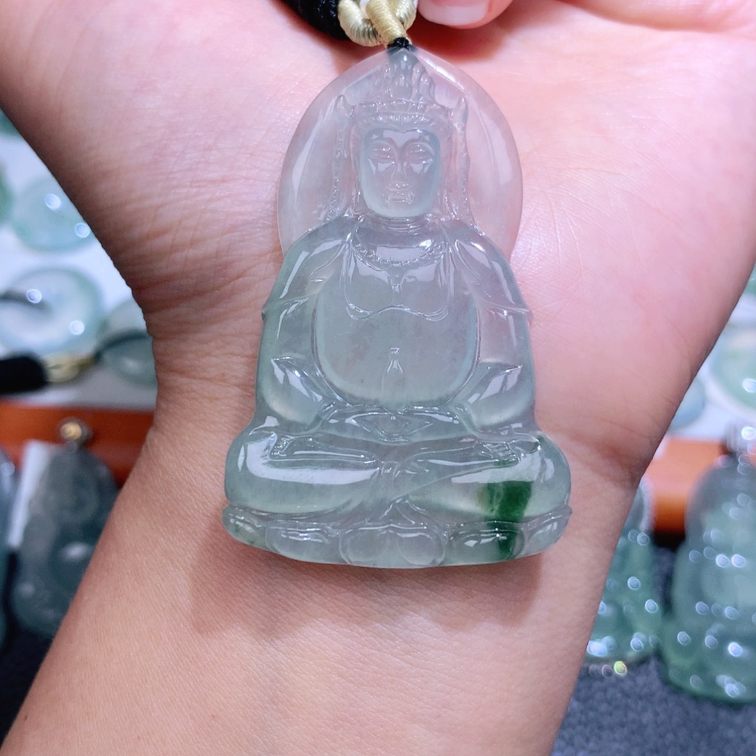 翡翠18K金镶嵌颈饰素衣
