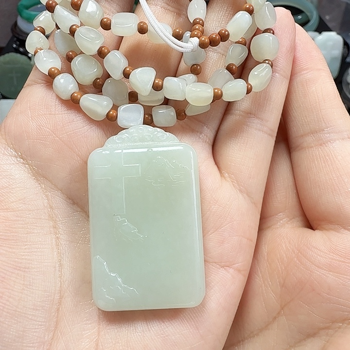 和田玉未镶嵌颈饰