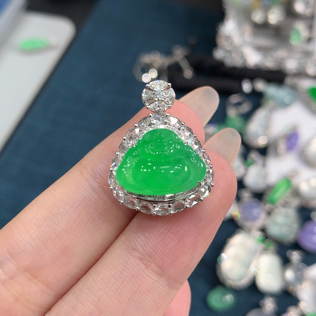 灵***精翡翠18K金镶嵌颈饰木那甜阳绿佛公 48小时鉴赏期