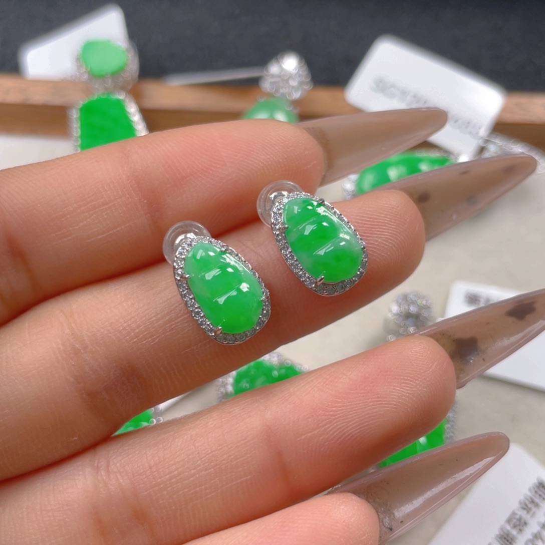 翡翠耳饰银S925镶嵌翡翠