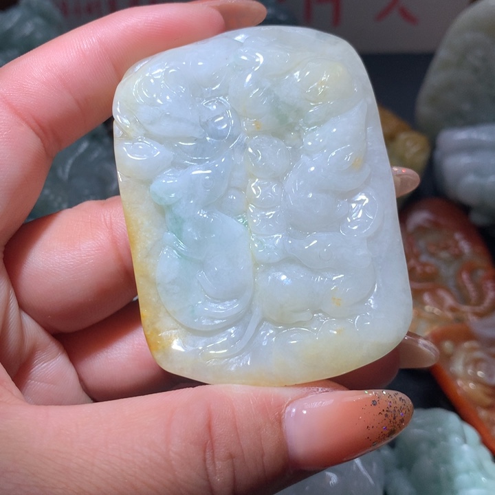 翡翠未镶嵌颈饰保真天然A货翡翠