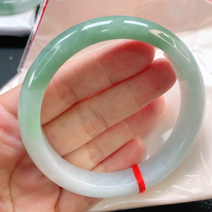 未镶嵌手镯翡翠64.5正