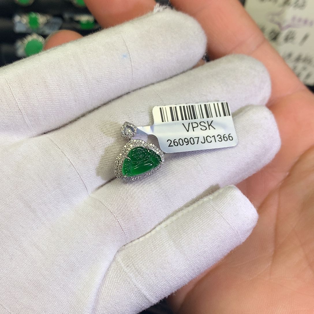 翡翠颈饰18K金镶嵌一