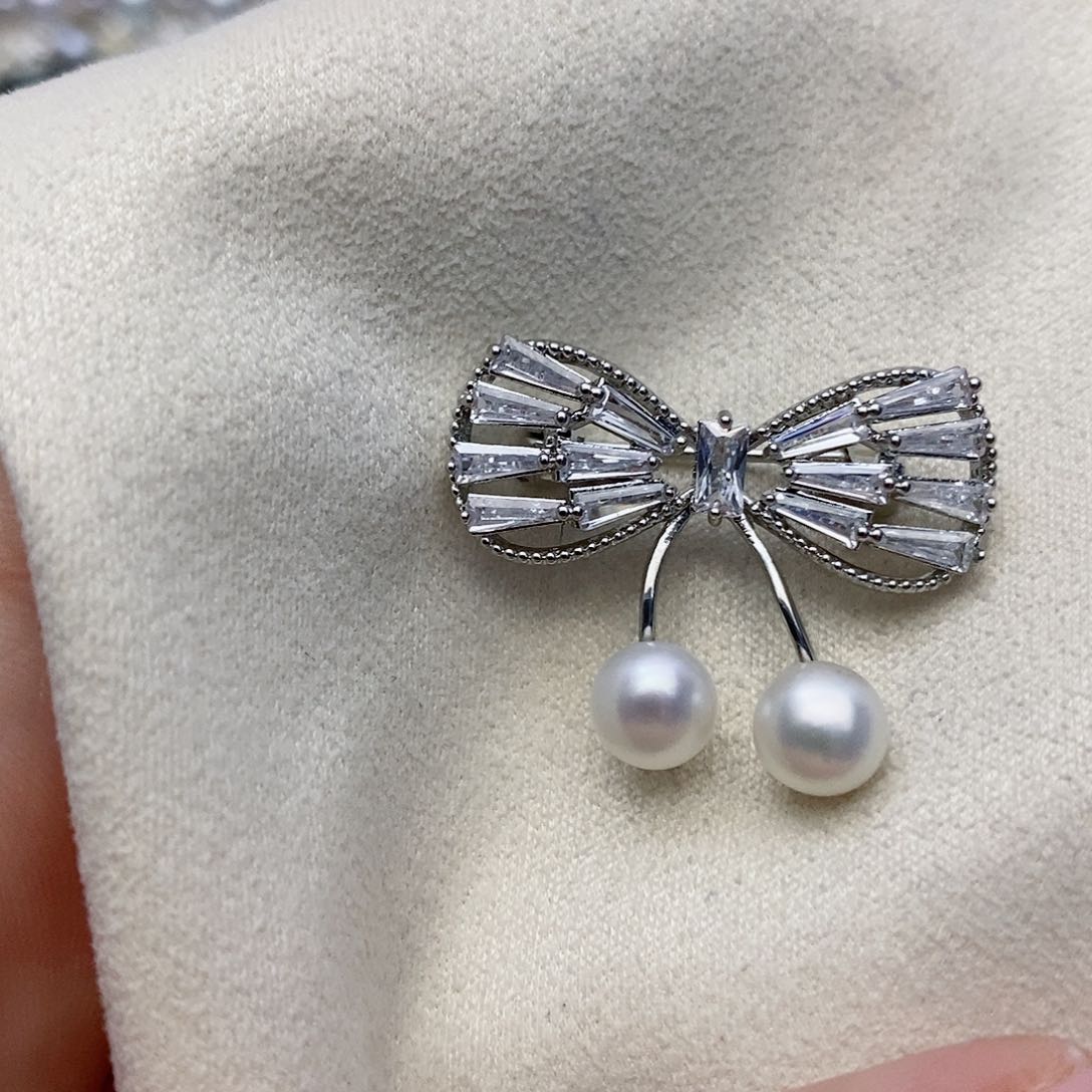 【闪购商品】未镶嵌淡水珍珠胸饰