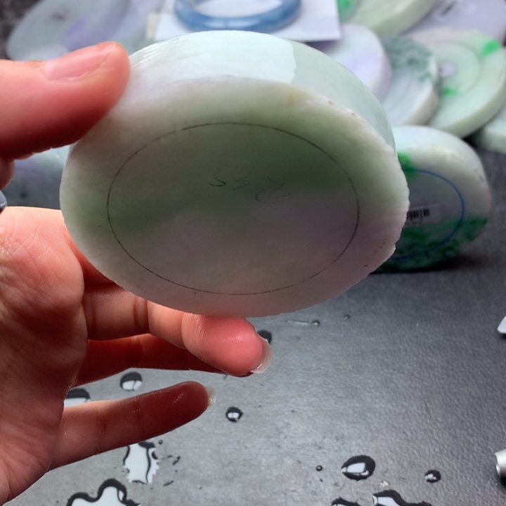 定制翡翠未镶嵌手镯