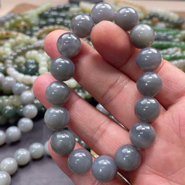 和田玉手链未镶嵌