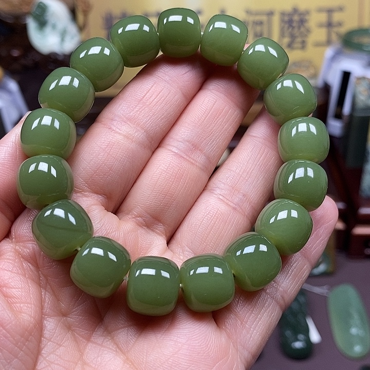 岫岩老玉（透闪石质玉）析木未镶嵌༒****