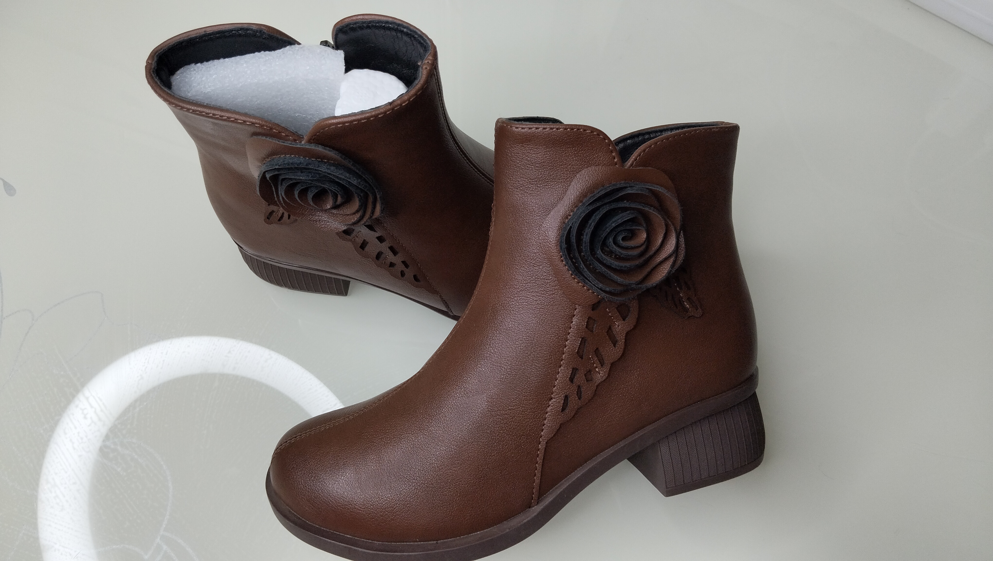 皮料女士冬季靴子贼好看