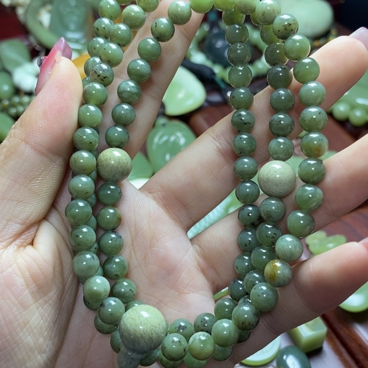 岫岩河磨玉（透闪石质玉）项链未镶嵌