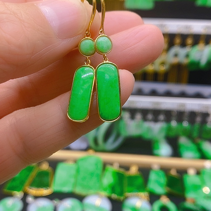 翡翠耳饰18K金镶嵌耳坠